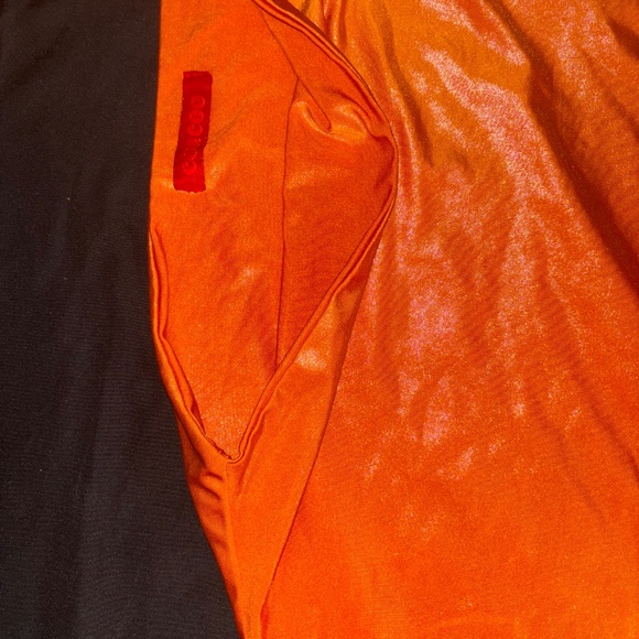 Two piece Top & Bottom - Picture 3 of 6